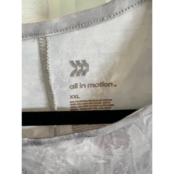 All in Motion Tank - Picture 2 of 3